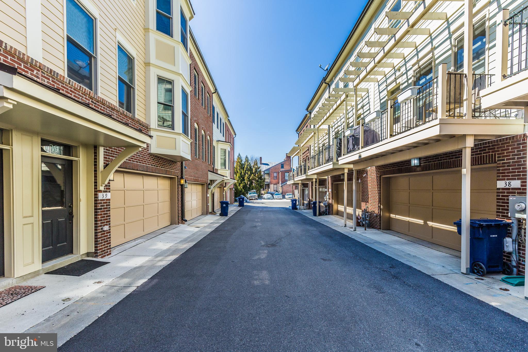 39 Maxwell Square Frederick, MD 21701 - Photo 4 of 54