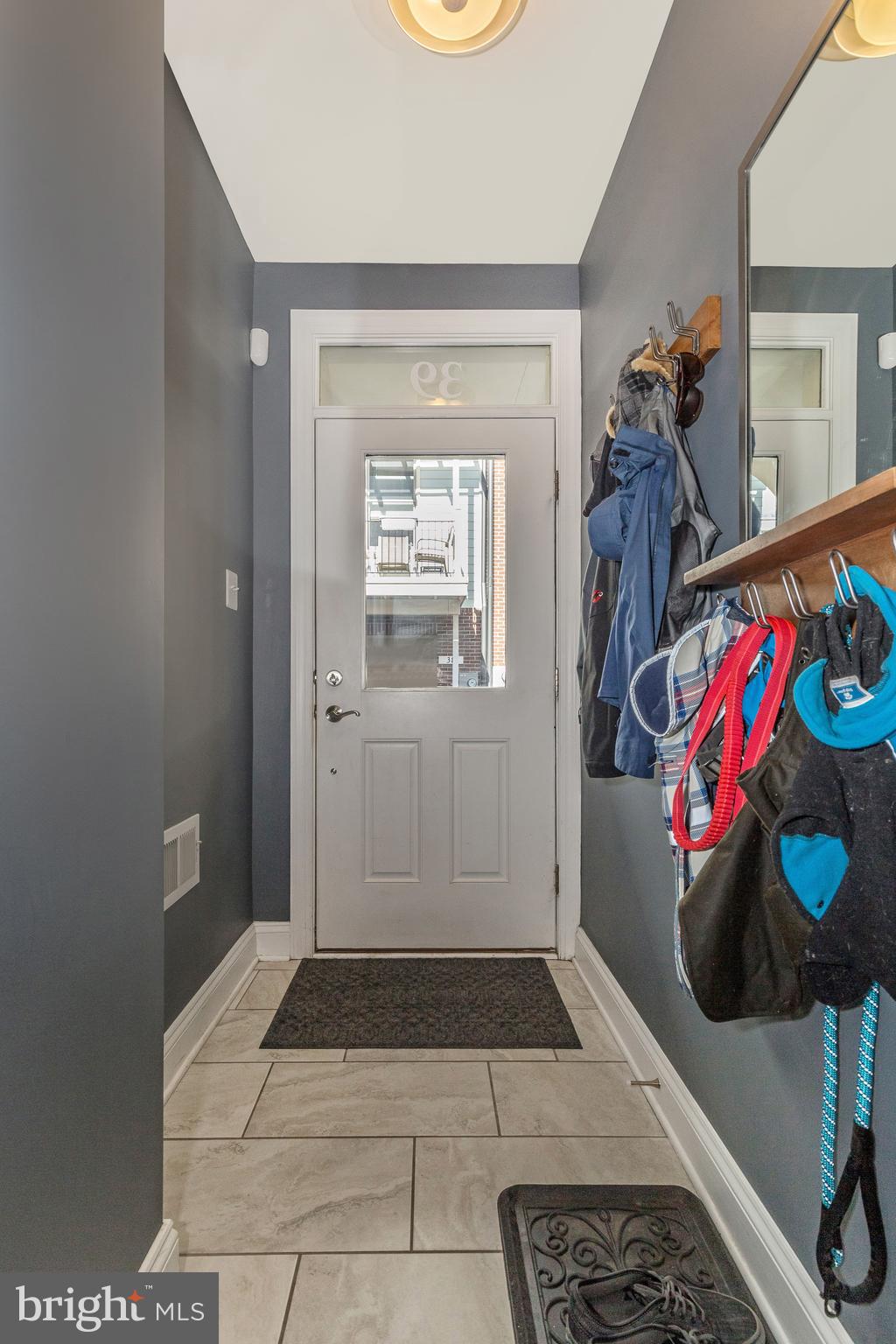 39 Maxwell Square Frederick, MD 21701 - Photo 9 of 54