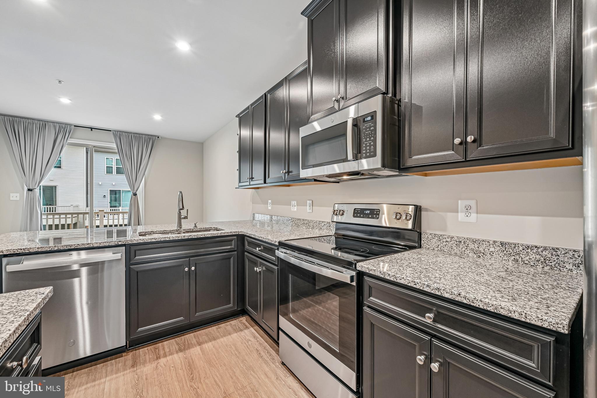 3983 Small Roundtop Road Hanover, MD 21076 - Photo 23 of 58 Kitchen
