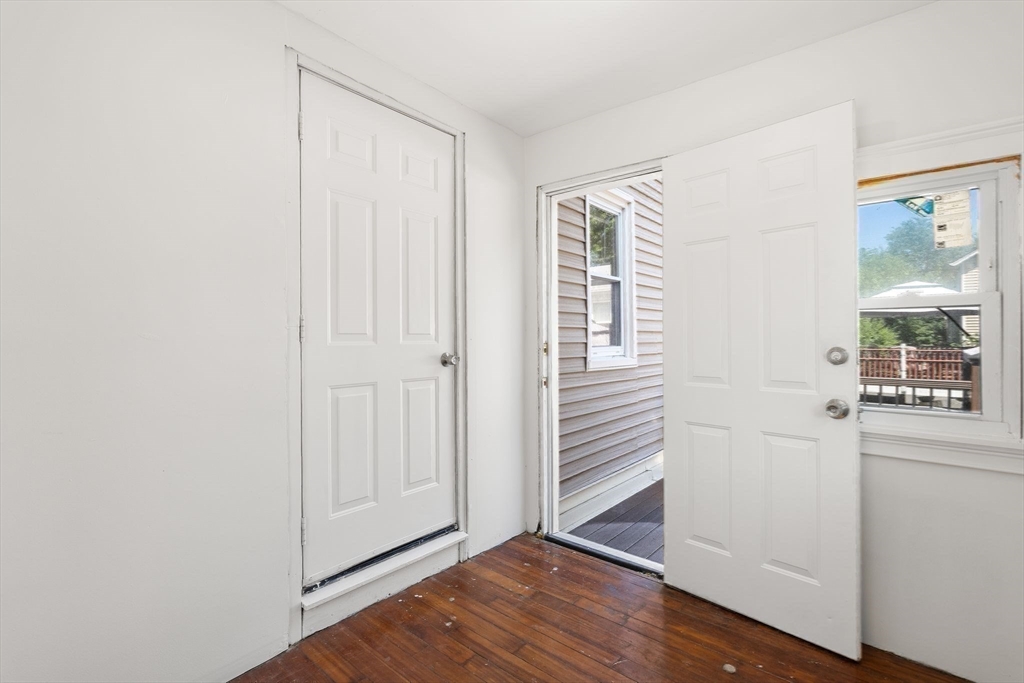 12 Hopewell Road Boston, MA 02136 - Photo 20 of 33