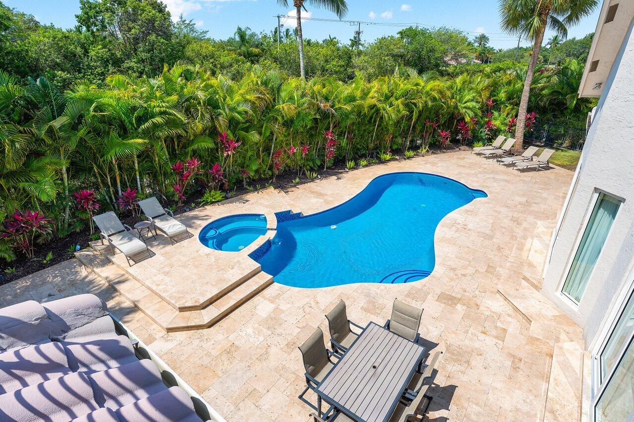17906 Aberdeen Way Boca Raton, FL 33496 - Photo 41 of 106 Pool Deck