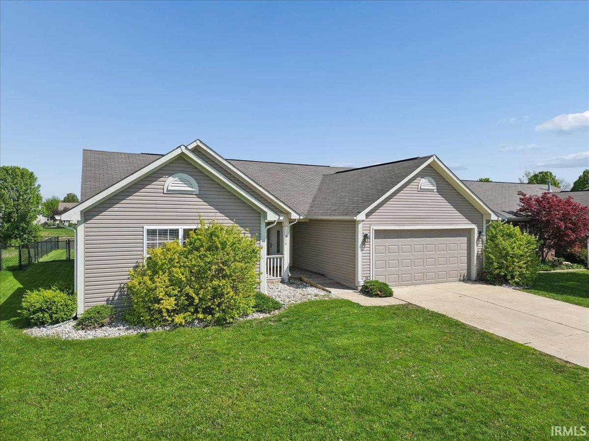 916 Zartman Road Kokomo, IN 46902 - Photo 2 of 36