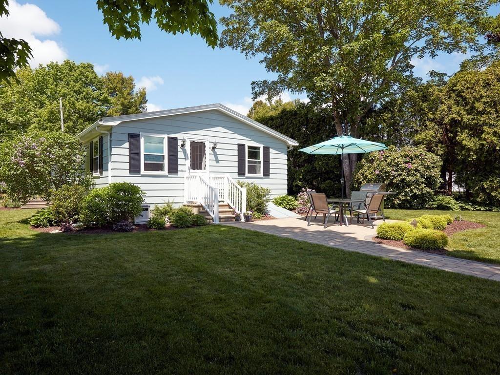 362 Pearse Road Swansea, MA 02777 - Photo 3 of 25 Gallery Image 3