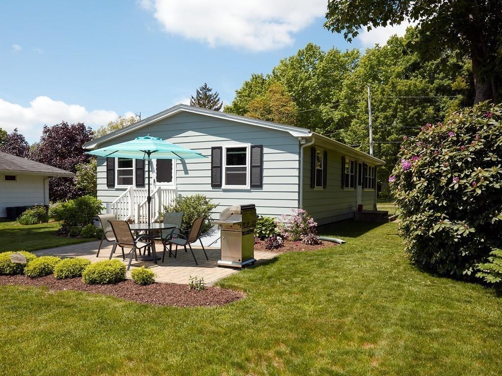 362 Pearse Road Swansea, MA 02777 - Photo 6 of 25 Gallery Image 6