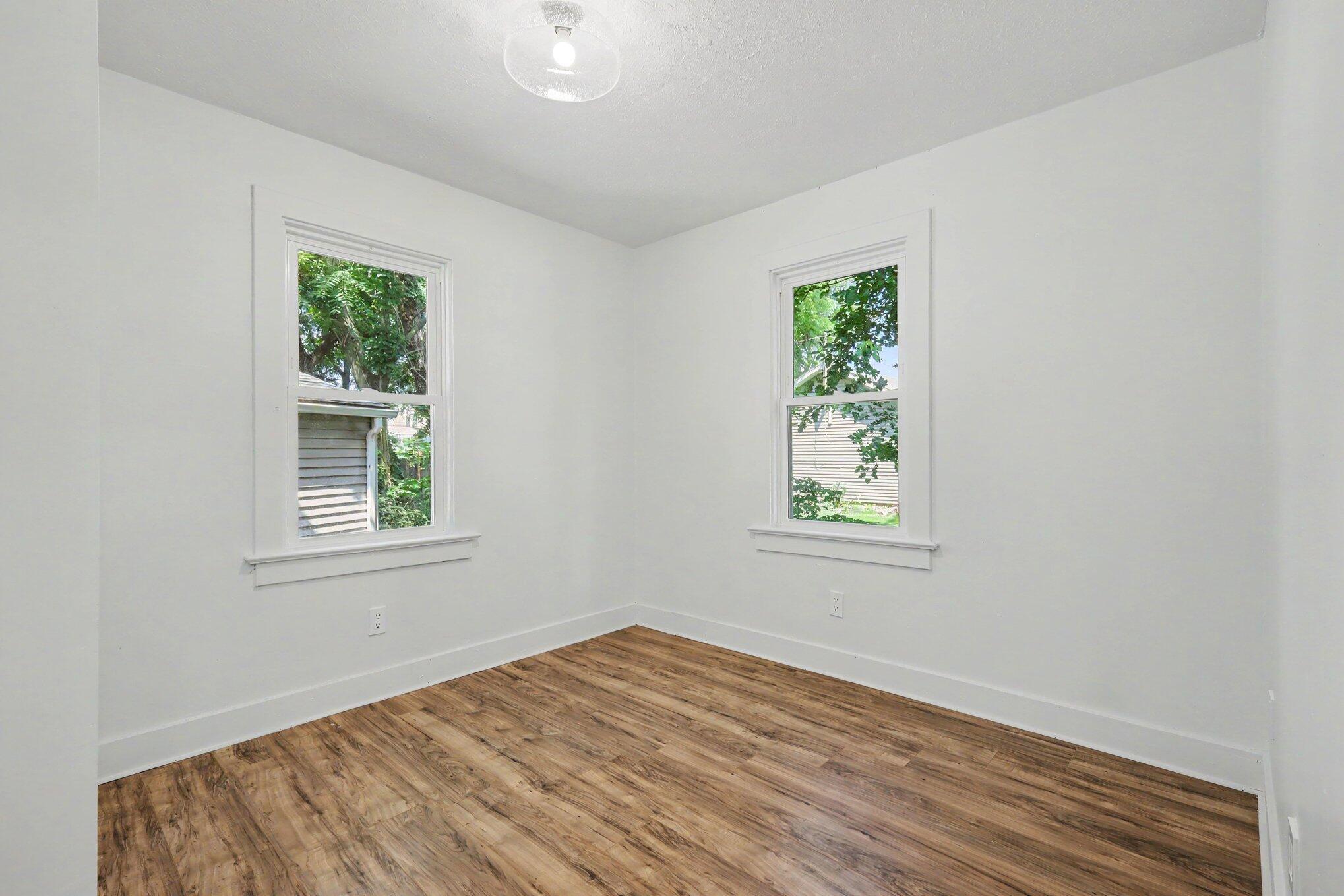 206 Rumely Street La Porte, IN 46350 - Photo 12 of 16 2038x1359