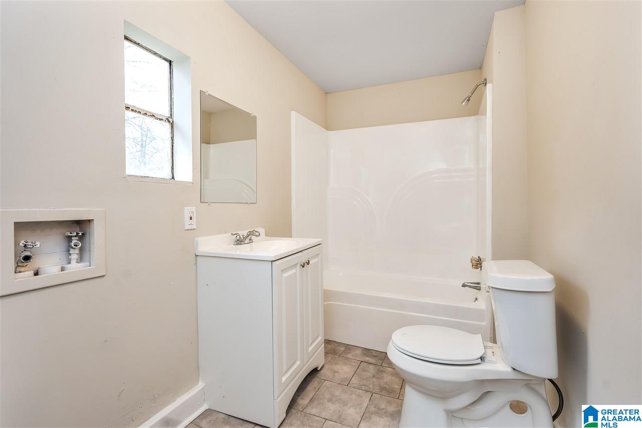 1004 E Street Jasper, AL 35501 - Photo 6 of 8