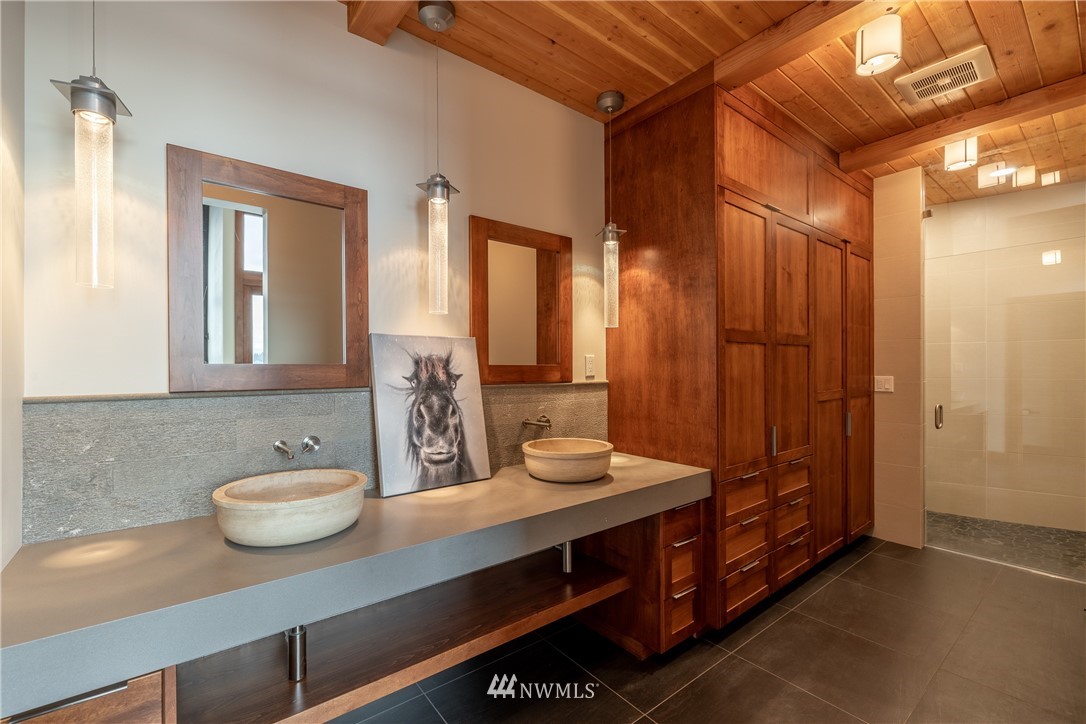 10072 South Lakeshore Road Chelan, WA 98816 - Photo 7 of 11 Gallery Image 7