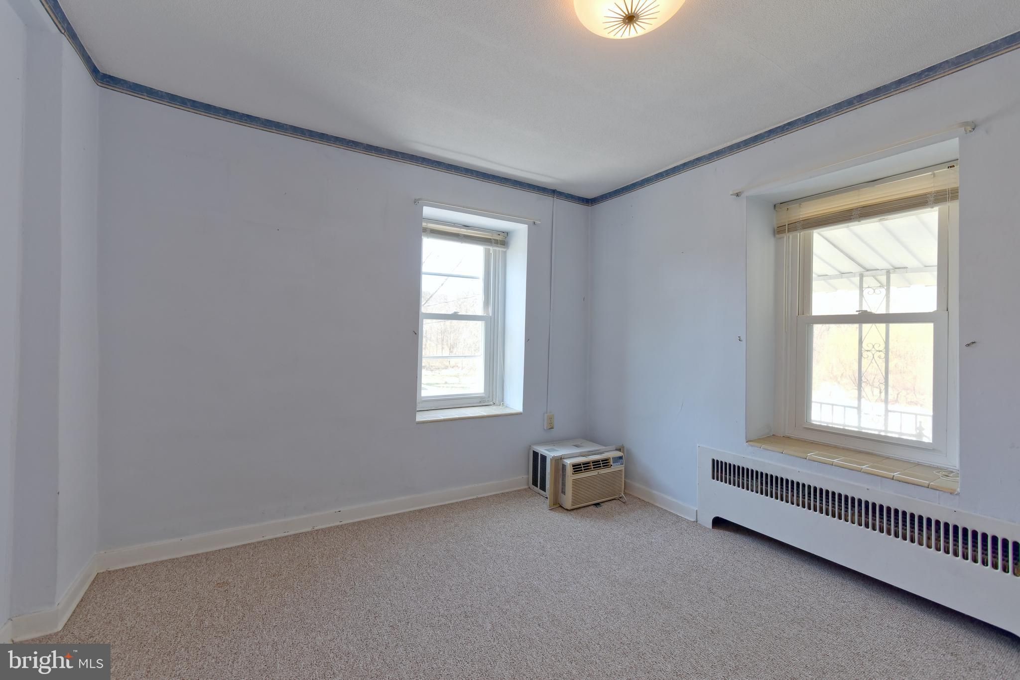 3887 Kozy Korner Road Center Valley, PA 18034 - Photo 17 of 27 Gallery Image 17