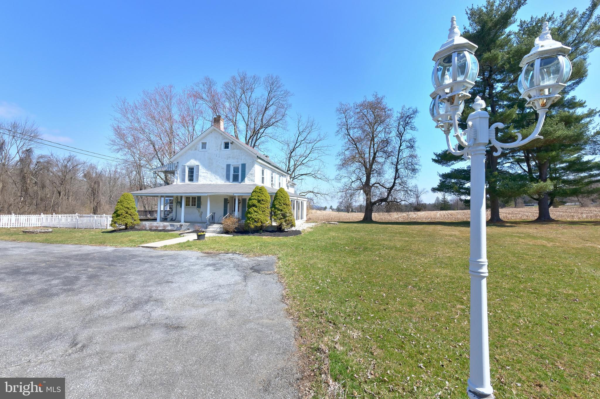 3887 Kozy Korner Road Center Valley, PA 18034 - Photo 3 of 27 Gallery Image 3
