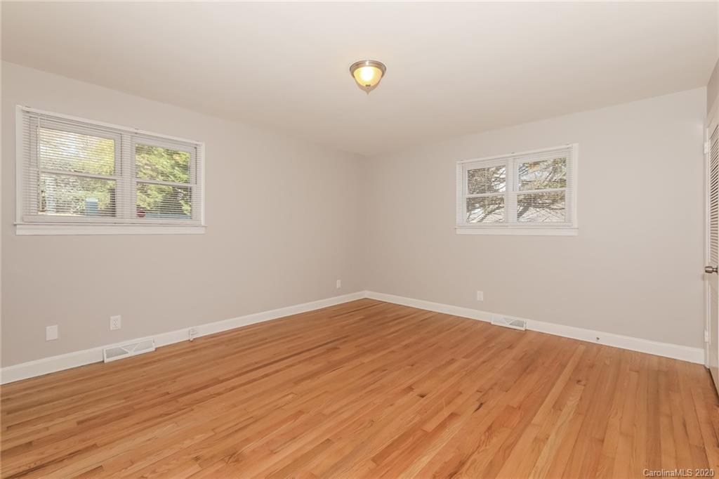 5913 Sharon View Road, Unit 18 Charlotte, NC 28226 - Photo 11 of 15 Gallery Image 11