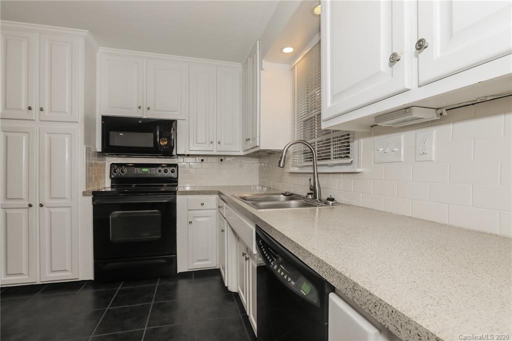 5913 Sharon View Road, Unit 18 Charlotte, NC 28226 - Photo 5 of 15 Gallery Image 5
