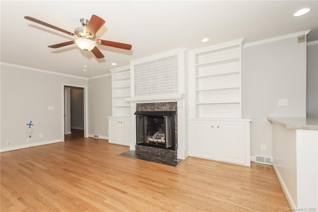 5913 Sharon View Road, Unit 18 Charlotte, NC 28226 - Photo 9 of 15 Gallery Image 9
