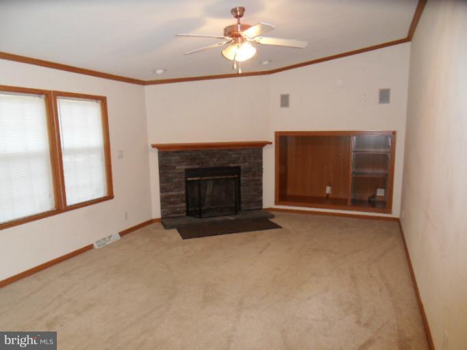 6003 Corey Way Hurlock, MD 21643 - Photo 7 of 27 Family Room