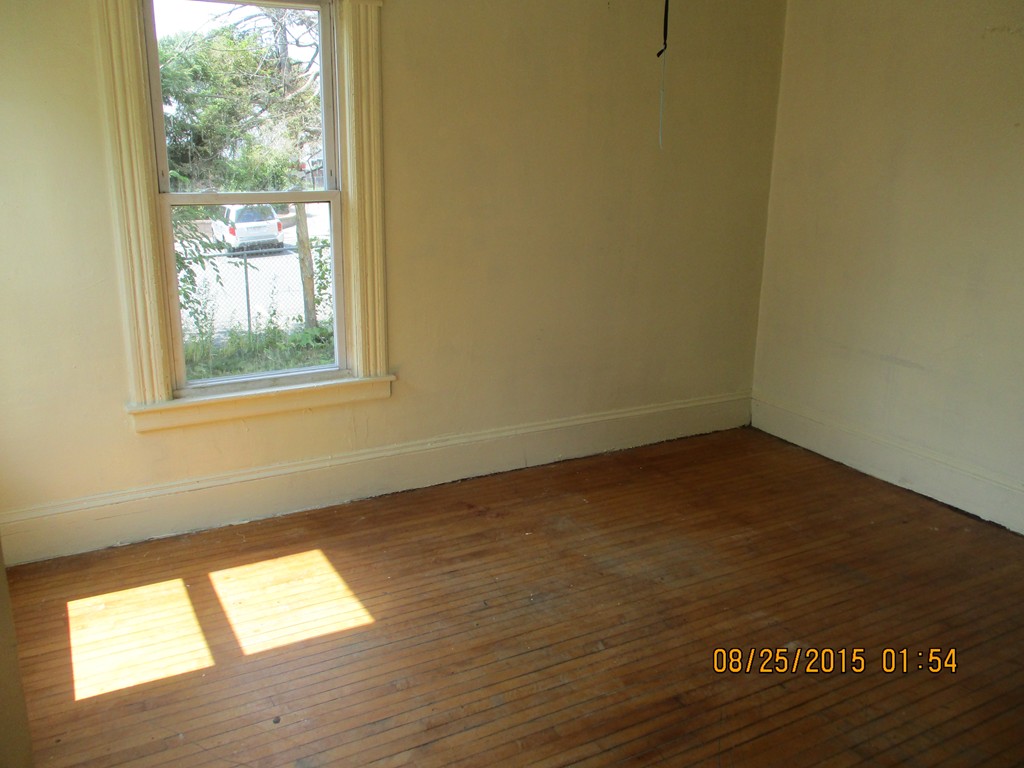 410 Liberty Street Springfield, MA 01104 - Photo 9 of 21 Gallery Image 9