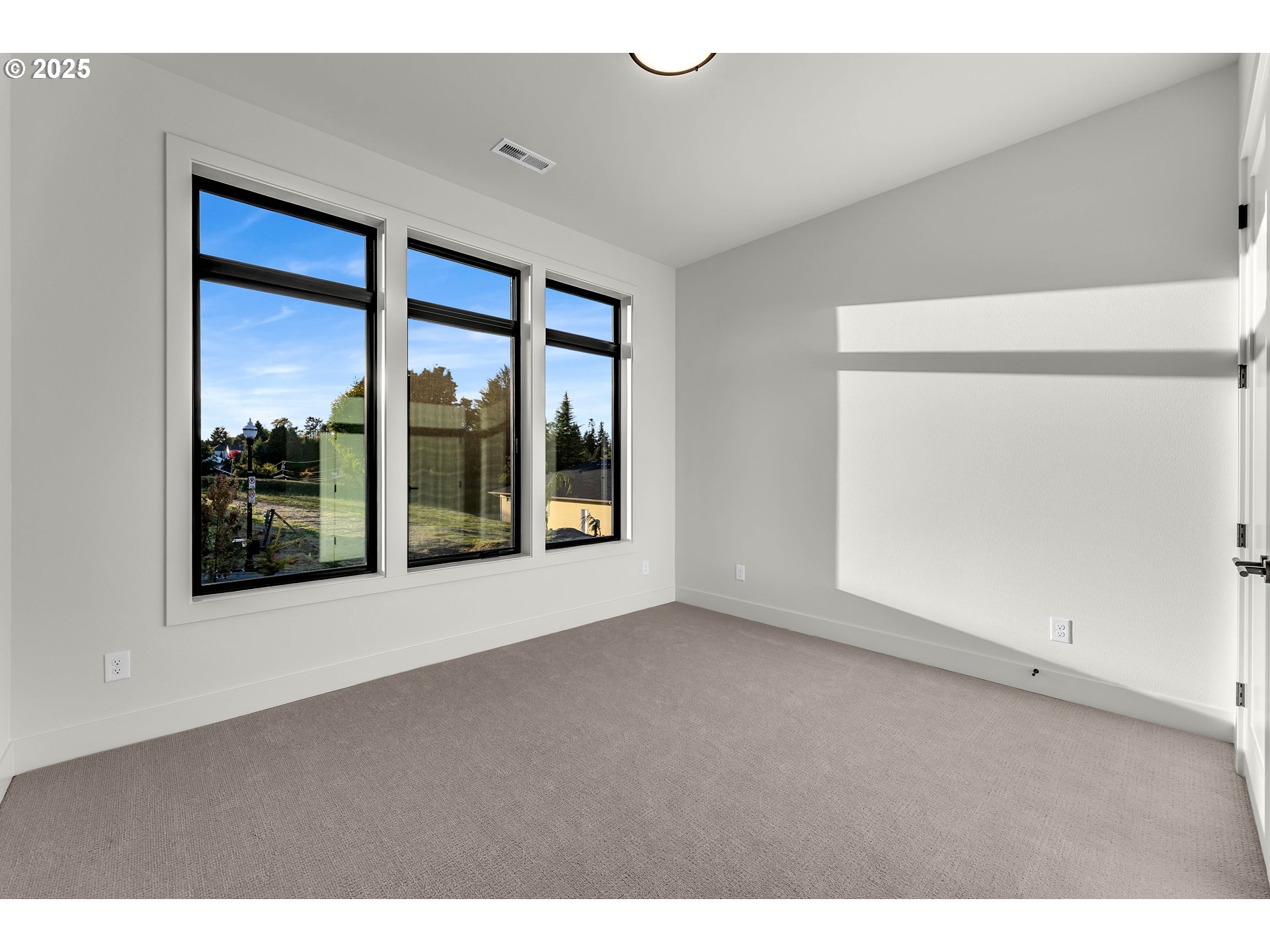 17805 Northeast 25th Avenue Ridgefield, WA 98642 - Photo 7 of 48