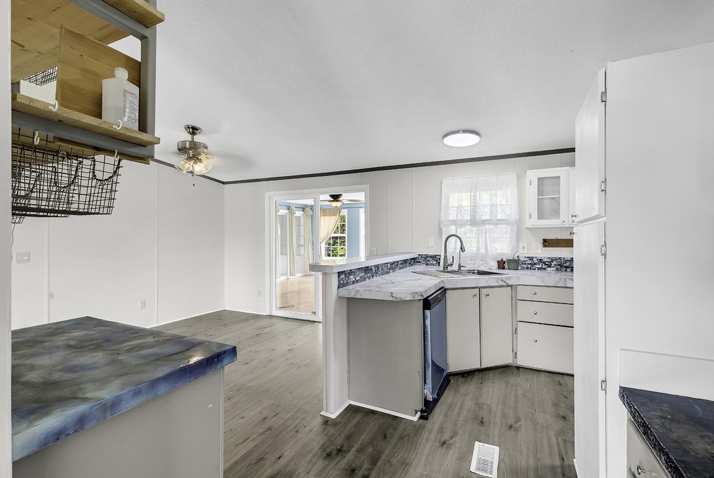1578 Cay Road Loris, SC 29569 - Photo 13 of 46 Gallery Image 13