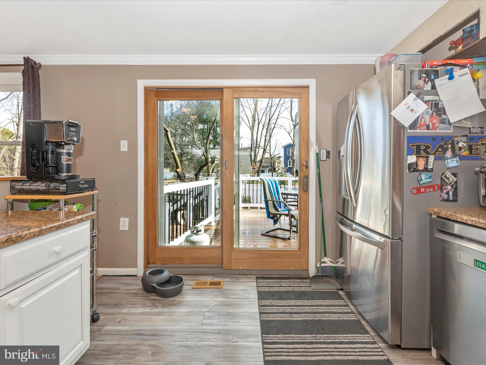 19017 Wootton Avenue Poolesville, MD 20837 - Photo 14 of 46 Kitchen