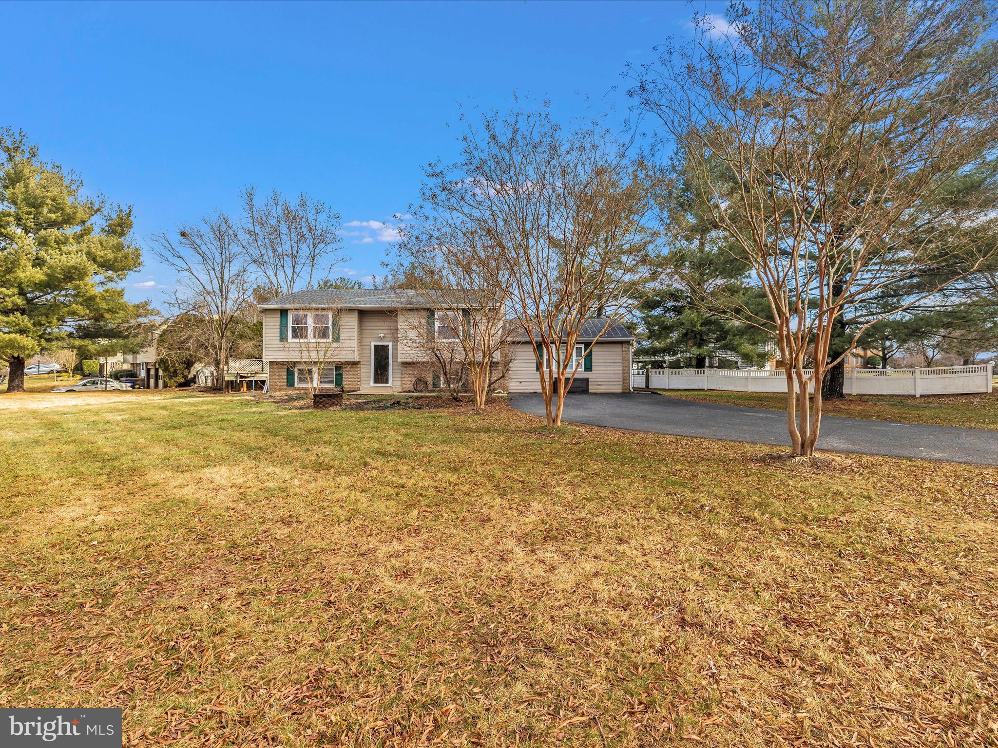 19017 Wootton Avenue Poolesville, MD 20837 - Photo 37 of 46 Exterior