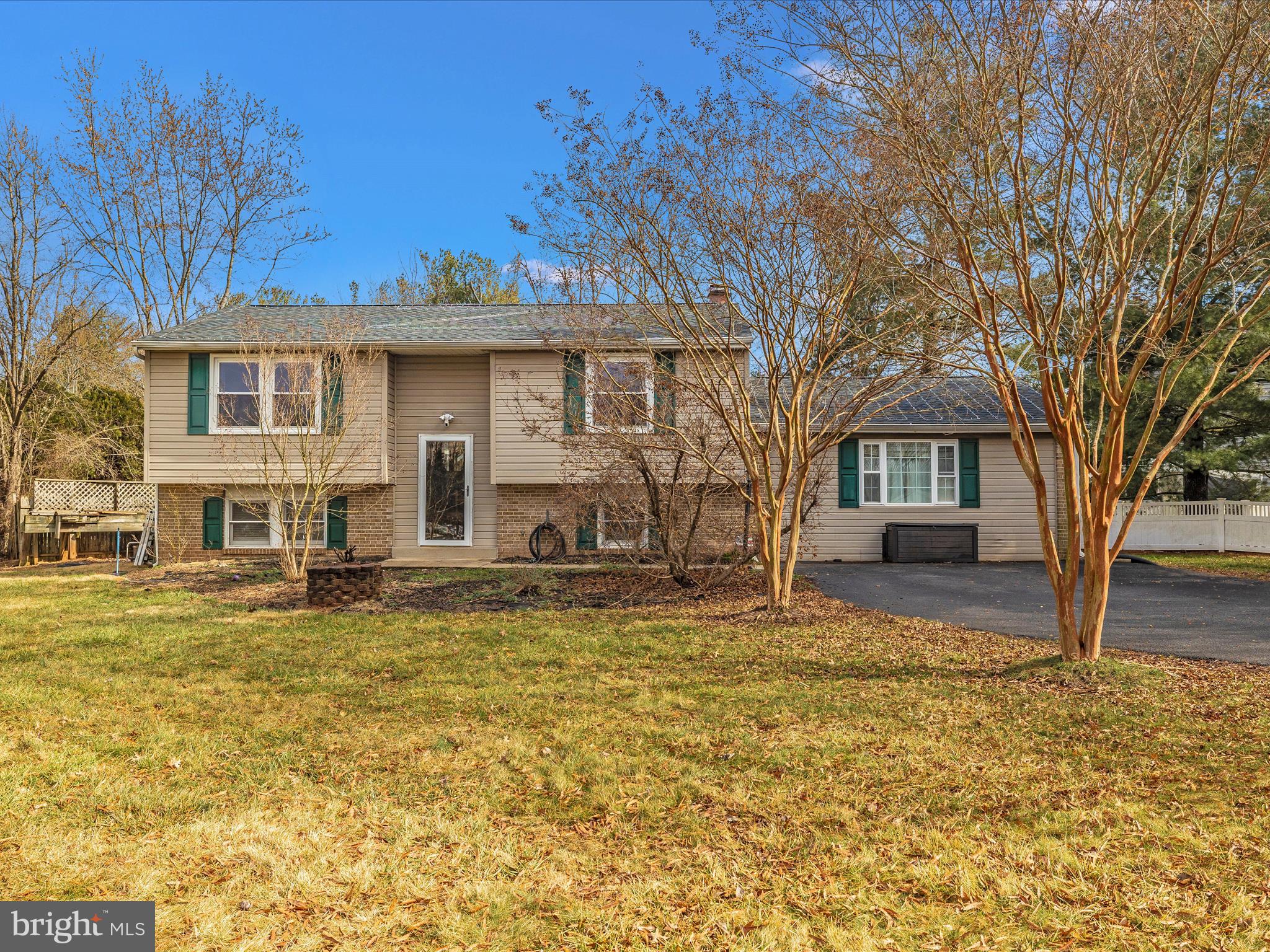 19017 Wootton Avenue Poolesville, MD 20837 - Photo 38 of 46 Exterior