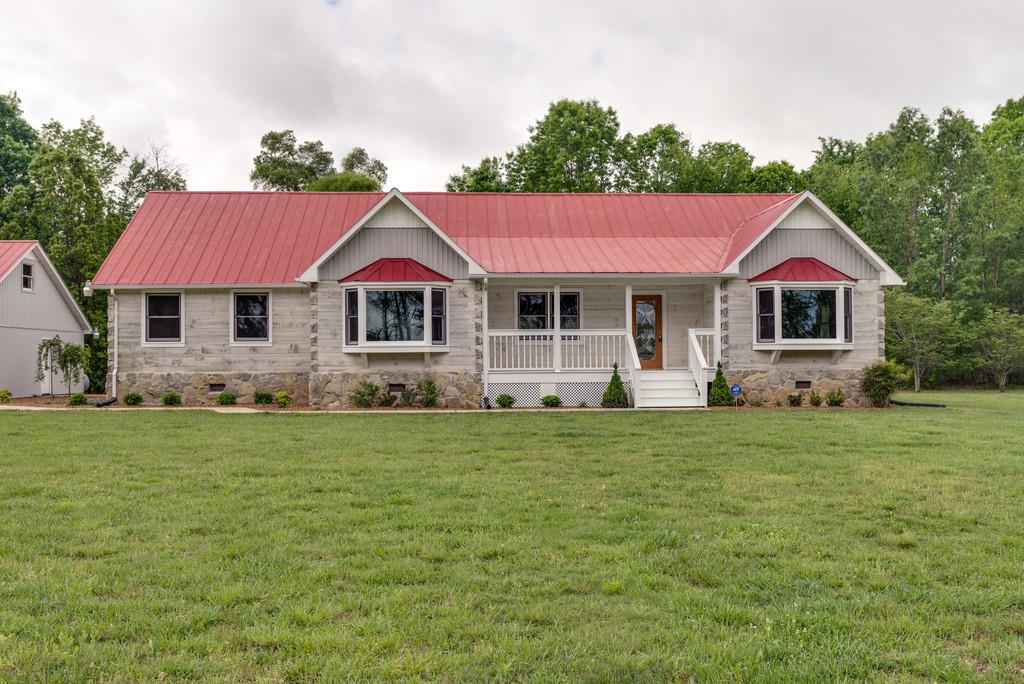 345 Marshall Road Belvidere, TN 37306 - Photo 2 of 26 Gallery Image 2