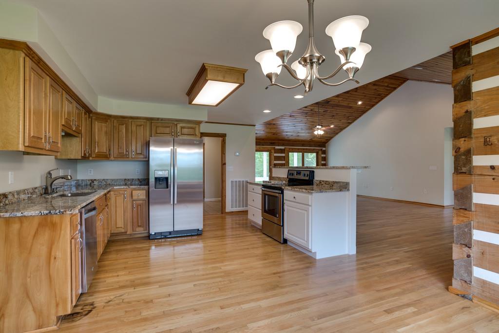 345 Marshall Road Belvidere, TN 37306 - Photo 11 of 26 Gallery Image 11