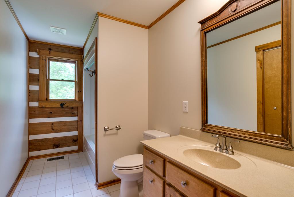 345 Marshall Road Belvidere, TN 37306 - Photo 17 of 26 Gallery Image 17
