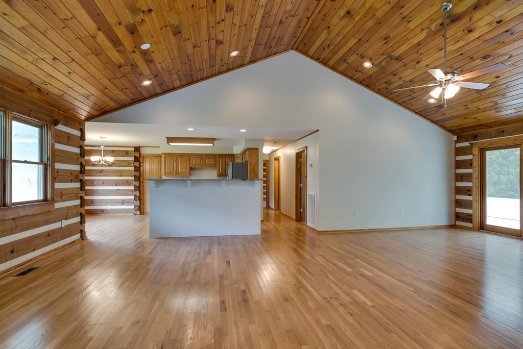 345 Marshall Road Belvidere, TN 37306 - Photo 7 of 26 Gallery Image 7