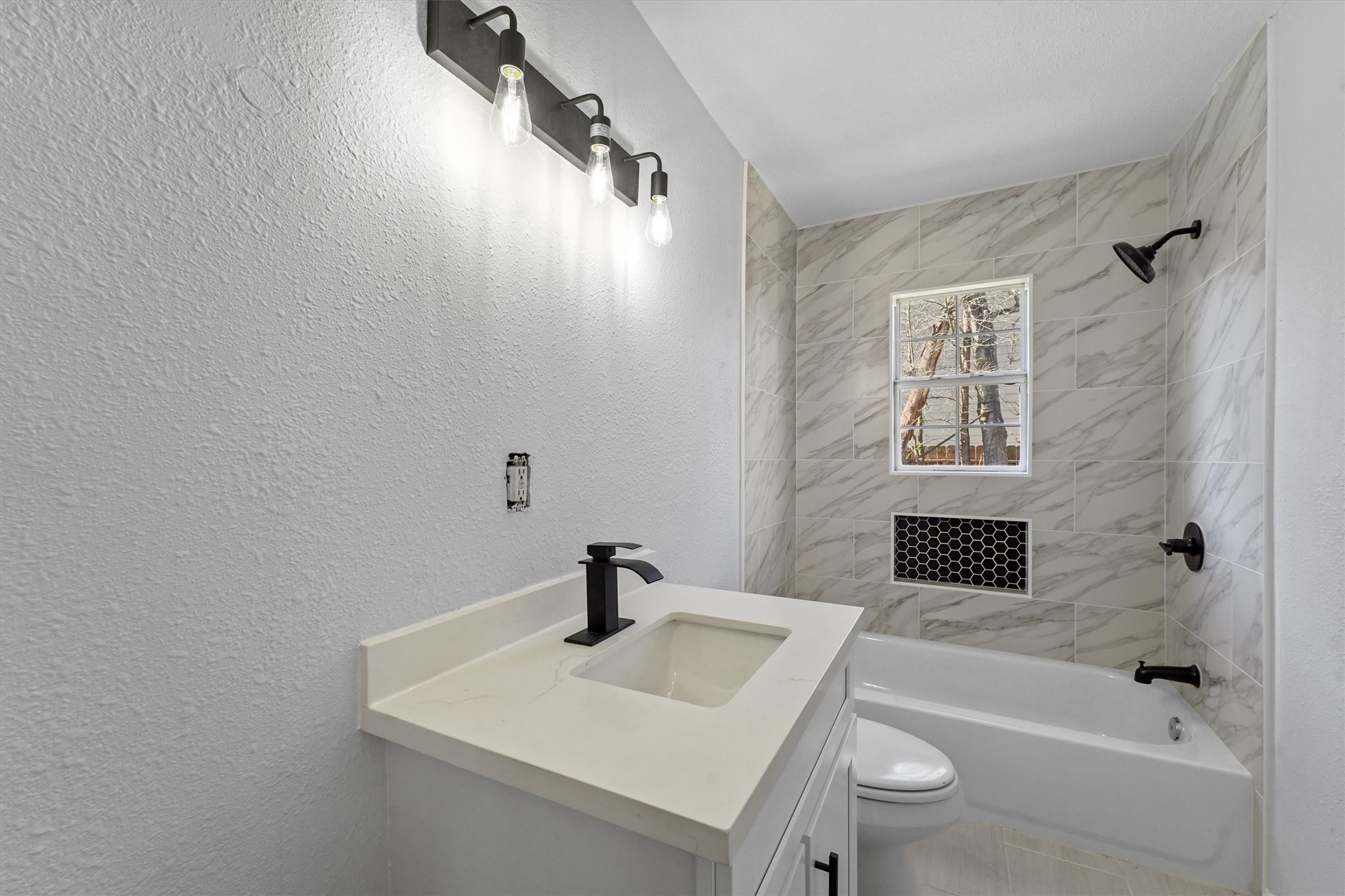 8030 Record Street, Unit B Houston, TX 77028 - Photo 12 of 15