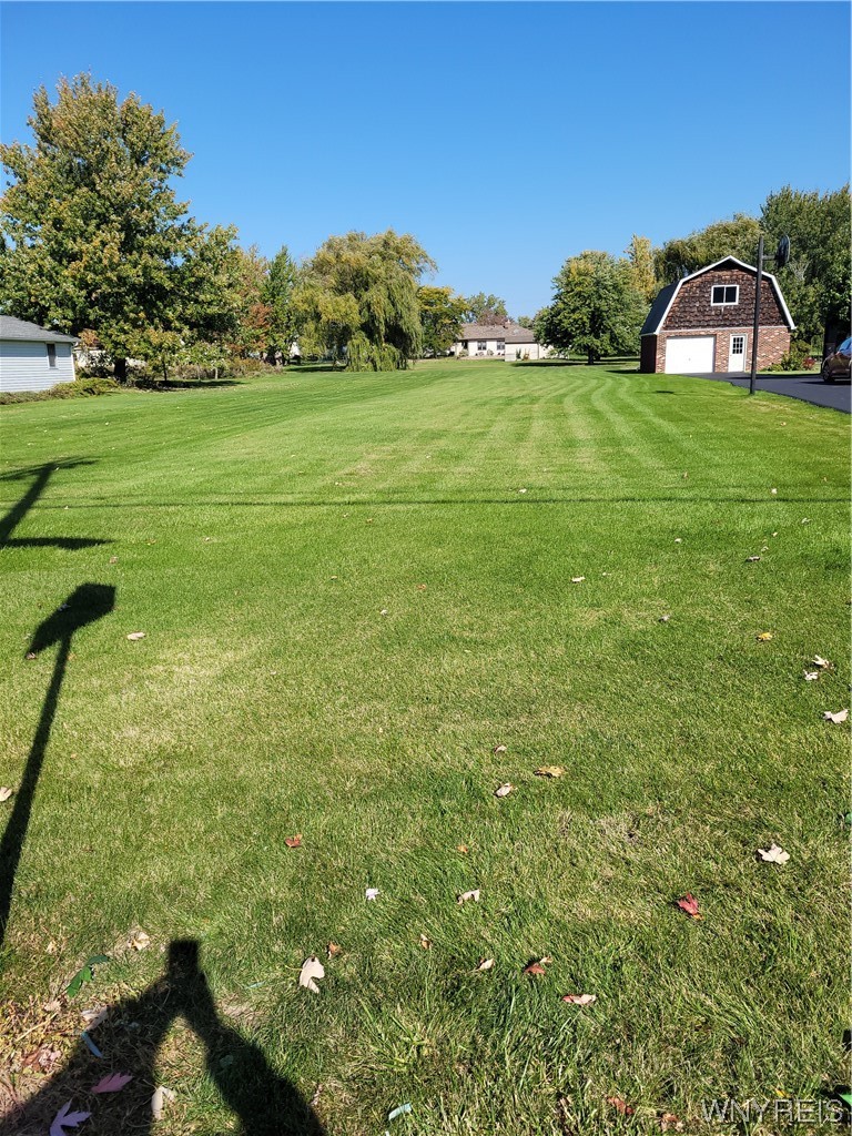 V/l Niagara Road Niagara Falls, NY 14304 - Photo 1 of 1 Gallery Image 1