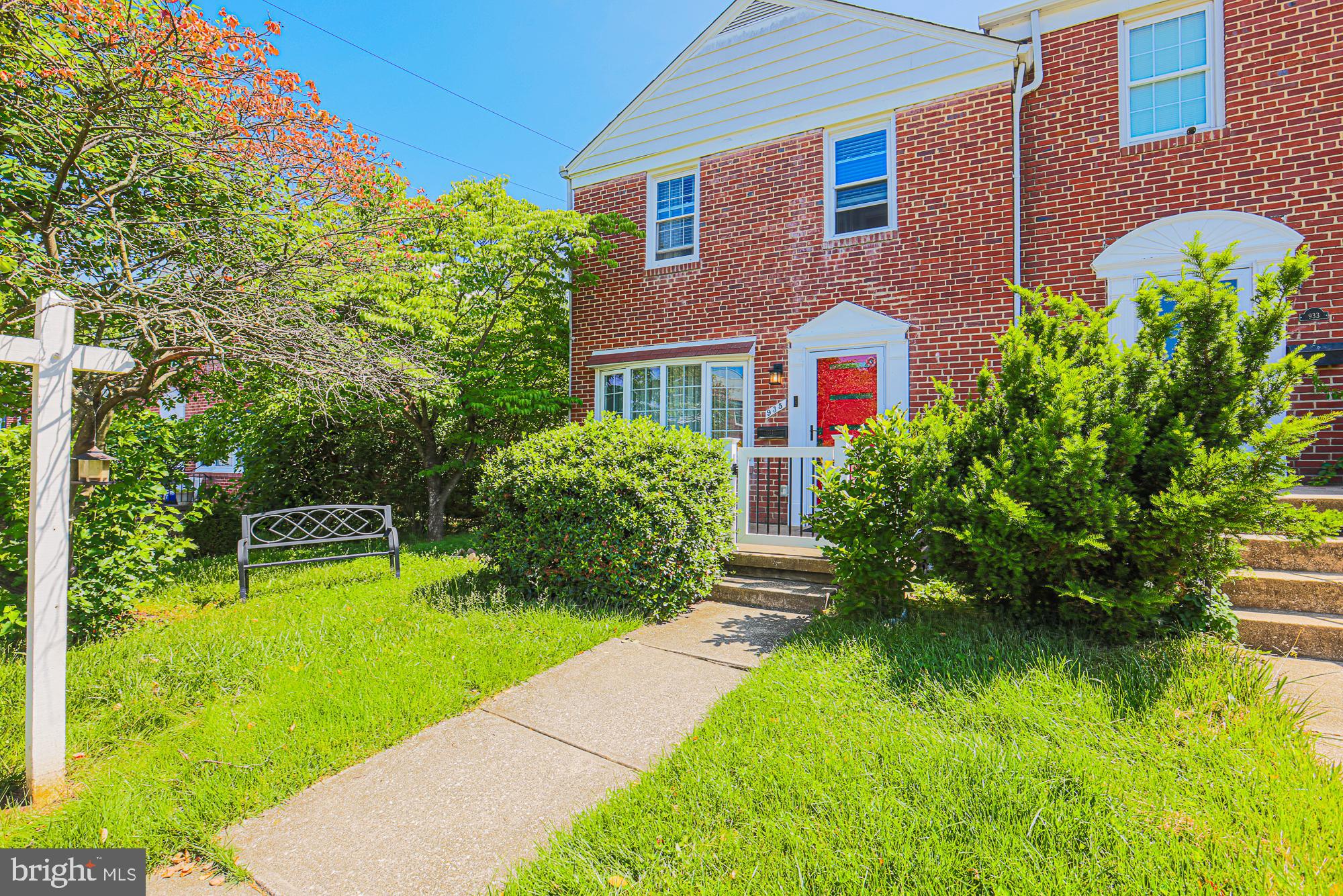 935 Radcliffe Road Towson, MD 21204 - Photo 3 of 51 Gallery Image 3