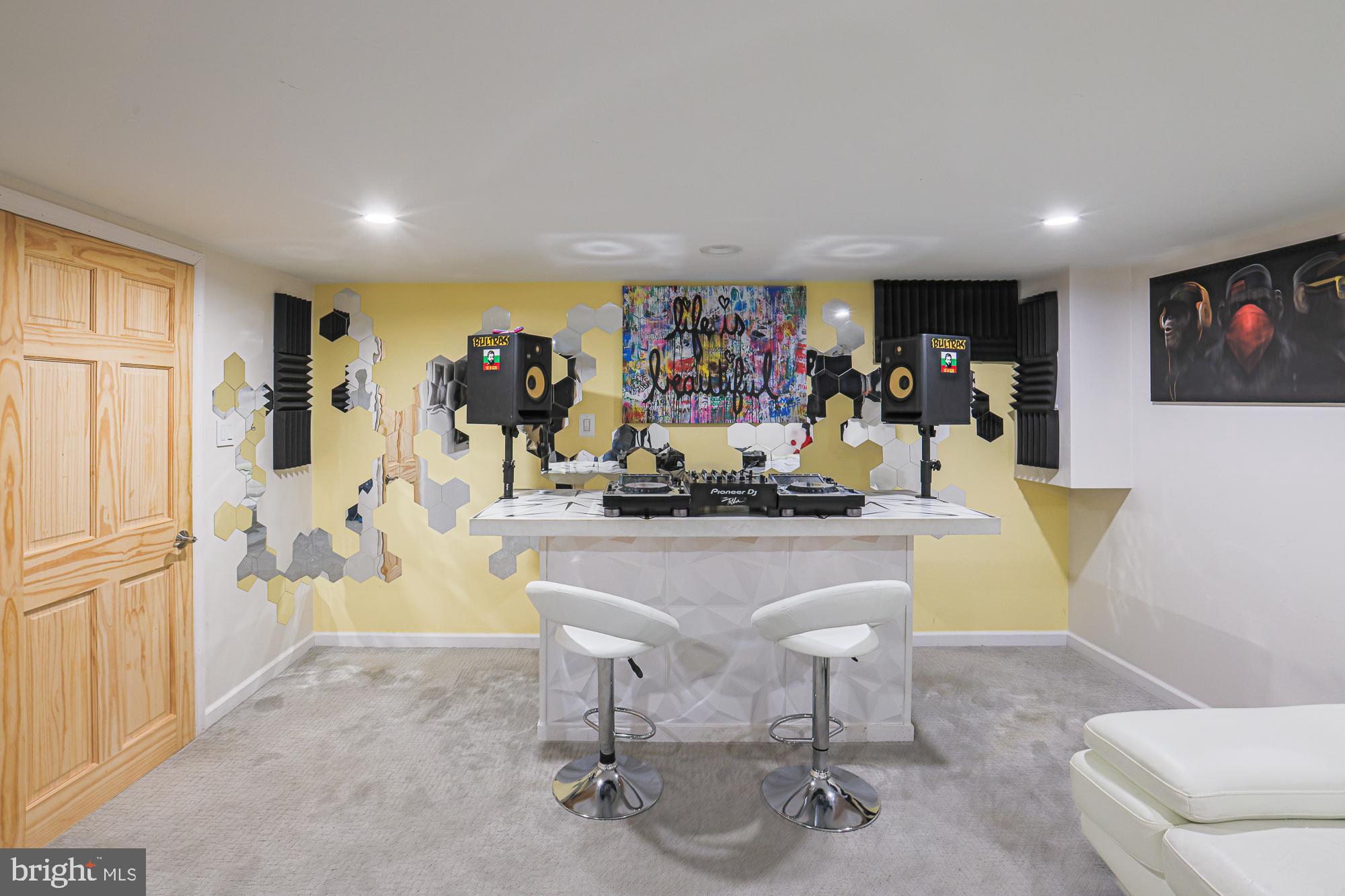 935 Radcliffe Road Towson, MD 21204 - Photo 31 of 51 Gallery Image 31