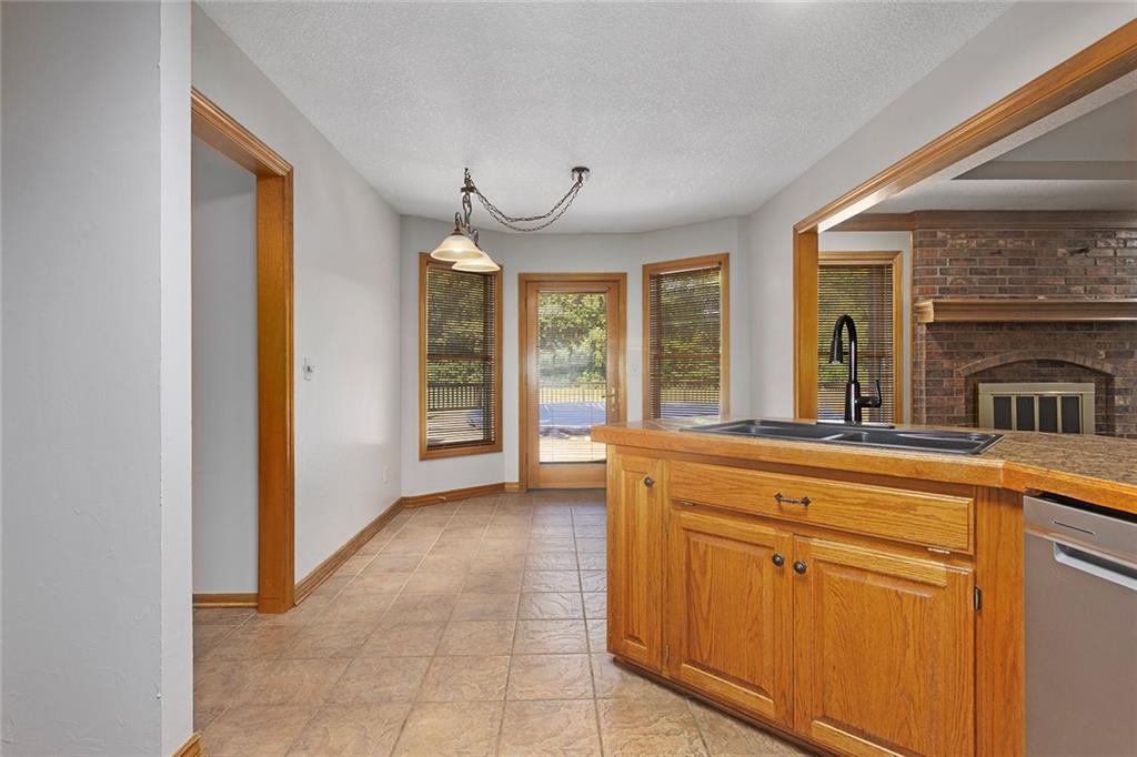 17618 Emerald View Drive Raymore, MO 64083 - Photo 16 of 67 Gallery Image 16