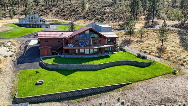 $775,000 | 16547 Whitelaw Road East, Wilbur, WA 99185