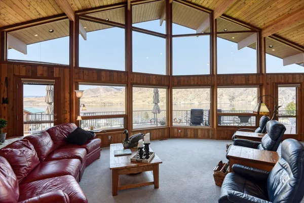 $775,000 | 16547 Whitelaw Road East, Wilbur, WA 99185
