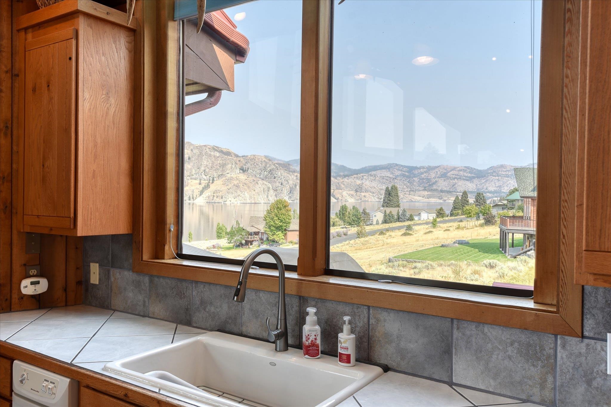 16547 Whitelaw Road East Wilbur, WA 99185 - Photo 22 of 49