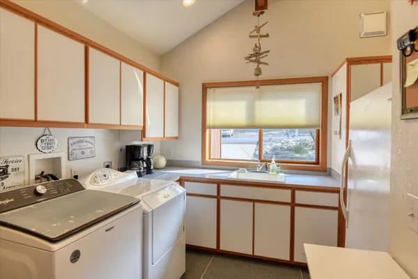 $775,000 | 16547 Whitelaw Road East, Wilbur, WA 99185