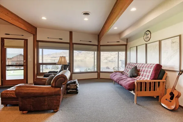 $775,000 | 16547 Whitelaw Road East, Wilbur, WA 99185