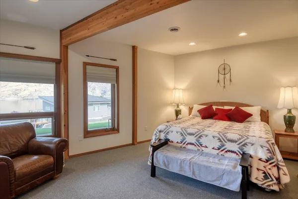 $775,000 | 16547 Whitelaw Road East, Wilbur, WA 99185