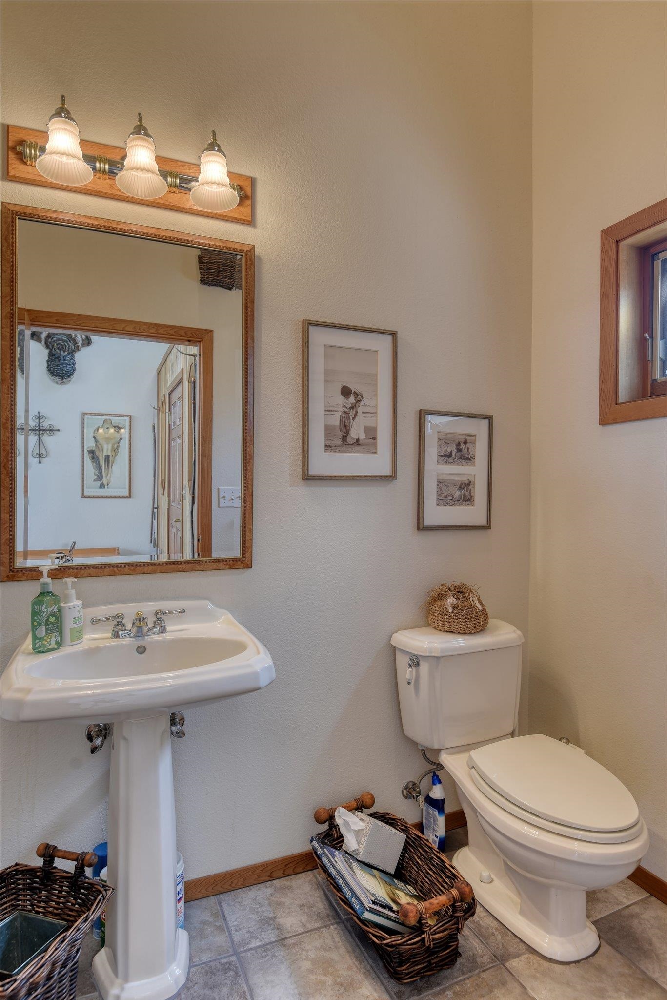 16547 Whitelaw Road East Wilbur, WA 99185 - Photo 47 of 49