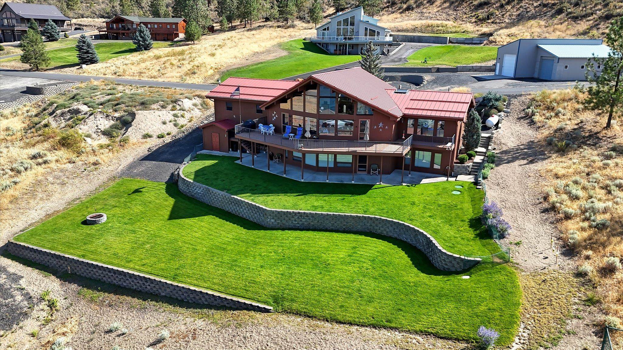 16547 Whitelaw Road East Wilbur, WA 99185 - Photo 7 of 50