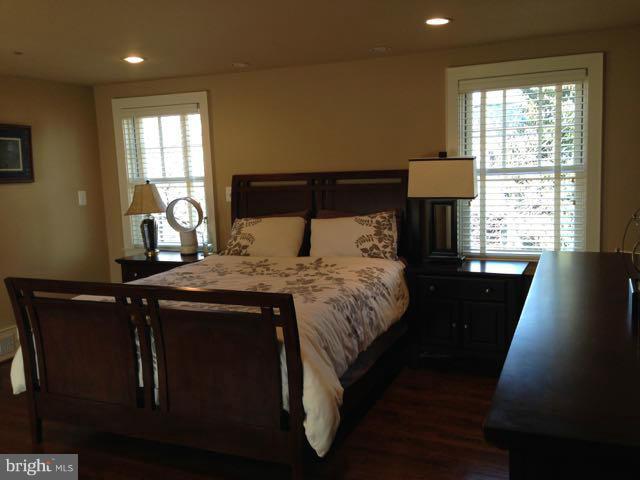 611 Ray Drive Silver Spring, MD 20910 - Photo 10 of 25 Bedroom (Master)