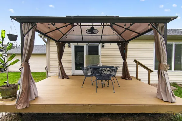 $269,900 | 5501 Hague Avenue, Jackson, MI 49203