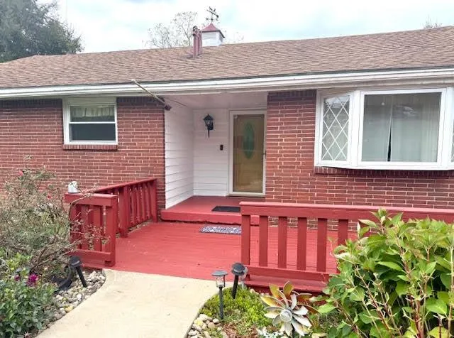 $279,900 | 1033 Old Hills Road, McKeesport, PA 15135
