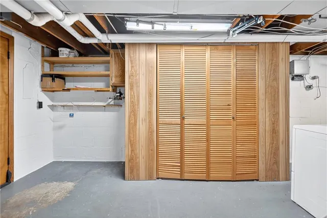 $279,900 | 1033 Old Hills Road, McKeesport, PA 15135