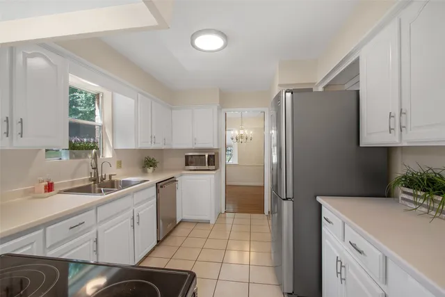 $375,000 | 711 Rosewood Drive, Shenandoah, TX 77381