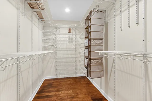 $375,000 | 711 Rosewood Drive, Shenandoah, TX 77381