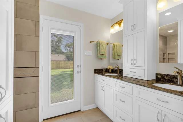 $375,000 | 711 Rosewood Drive, Shenandoah, TX 77381