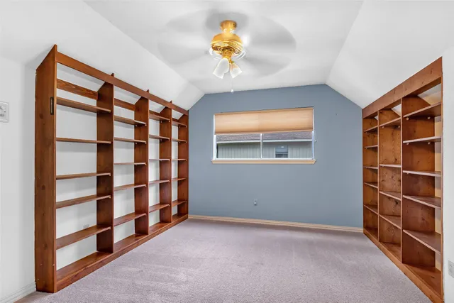 $375,000 | 711 Rosewood Drive, Shenandoah, TX 77381