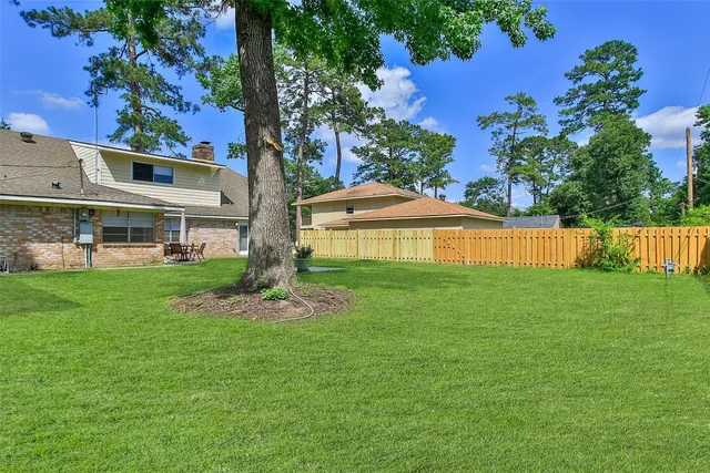 $375,000 | 711 Rosewood Drive, Shenandoah, TX 77381