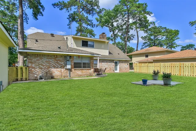 $375,000 | 711 Rosewood Drive, Shenandoah, TX 77381